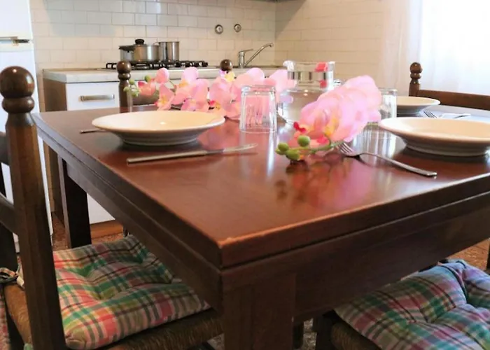 Luminous Flat Near The Daire